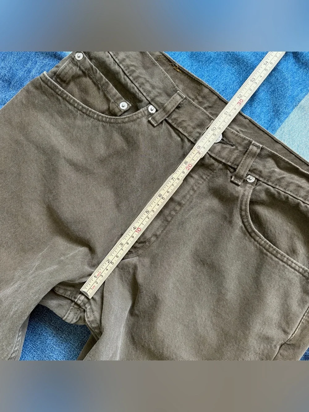 vintage levi’s 550 denim pants army green made in usa relaxed fit 32x28